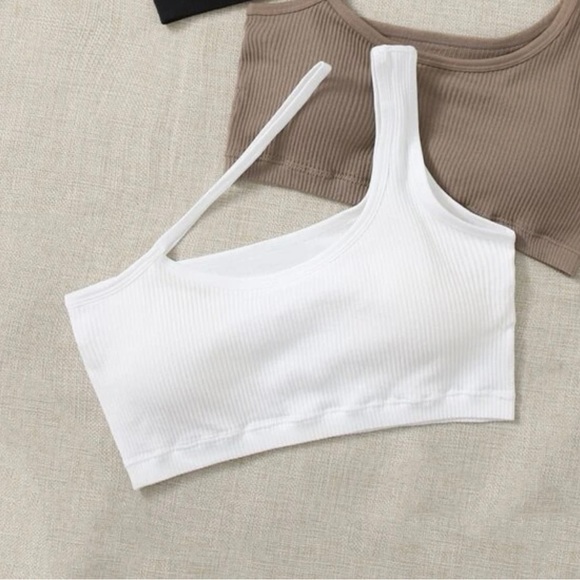 SHEIN Sports bra - Picture 1 of 2